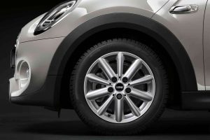 Roată completă de iarnă MINI MINI Hatch, MINI Hatch 3 usi, MINI Hatch 5 usi (175/60 R16)
