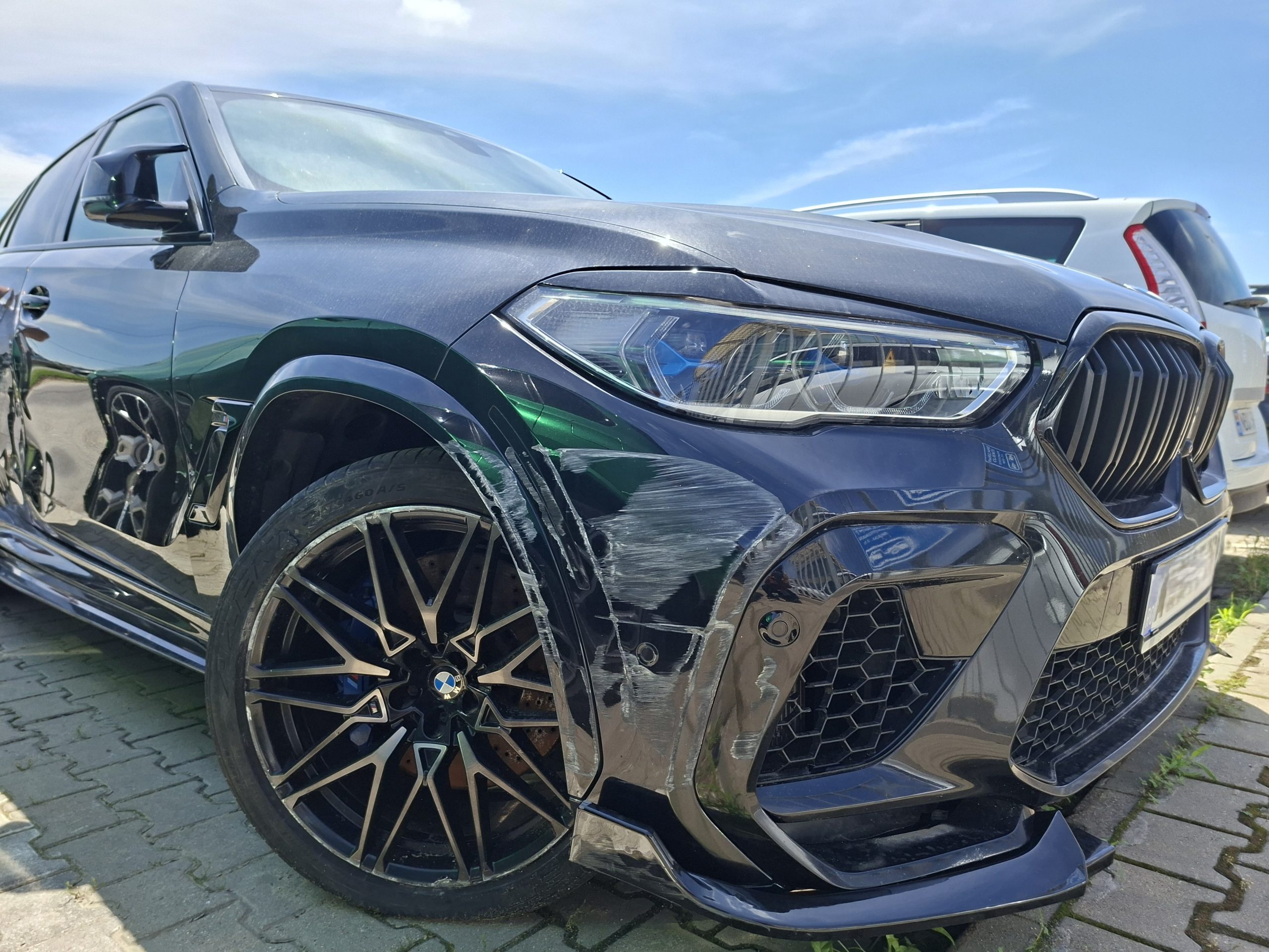 autoconstatare dauna auto BMW